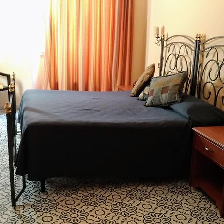 Nicolas Inn Рим Экстерьер фото