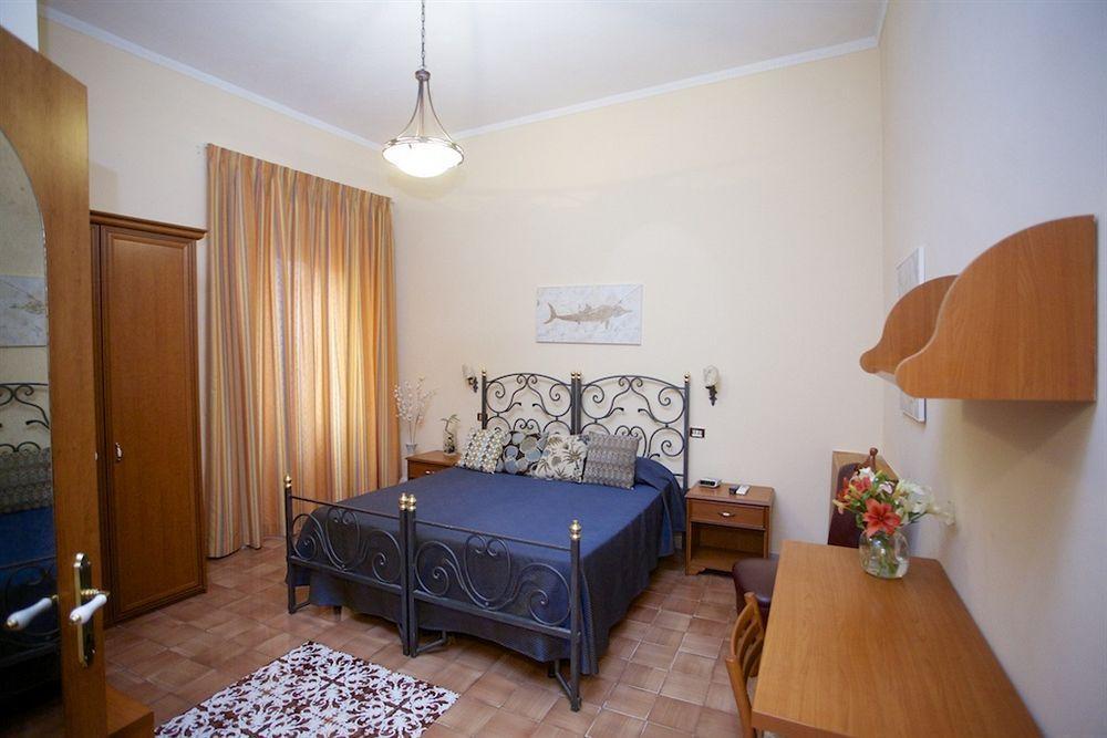 Nicolas Inn Рим Экстерьер фото