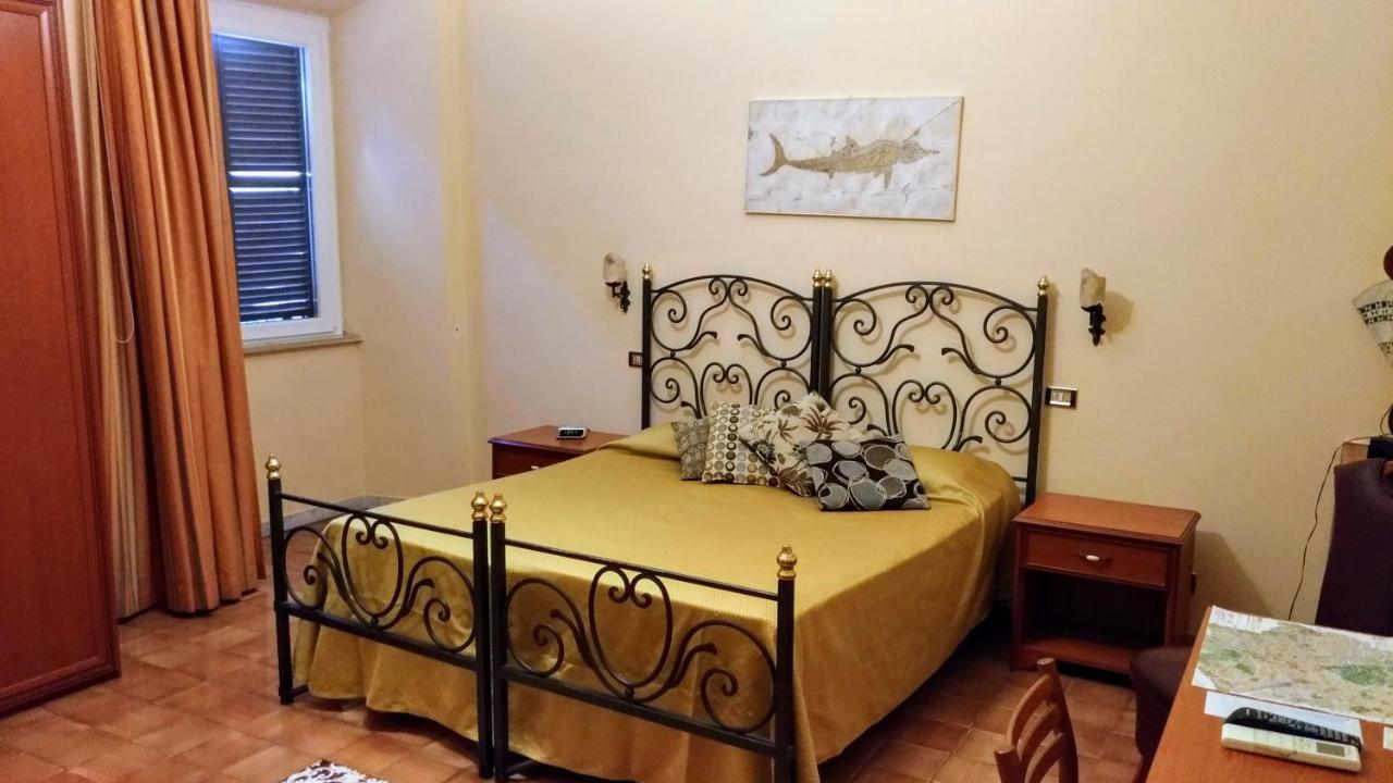Nicolas Inn Рим Экстерьер фото